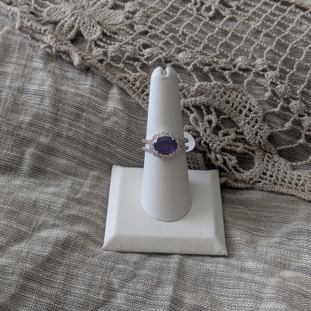 Elegant Purple Gemstone Ring